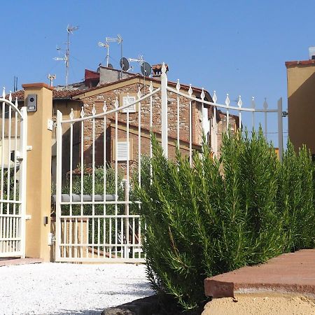 La Casa Di Samarcanda Uliveto Terme Экстерьер фото